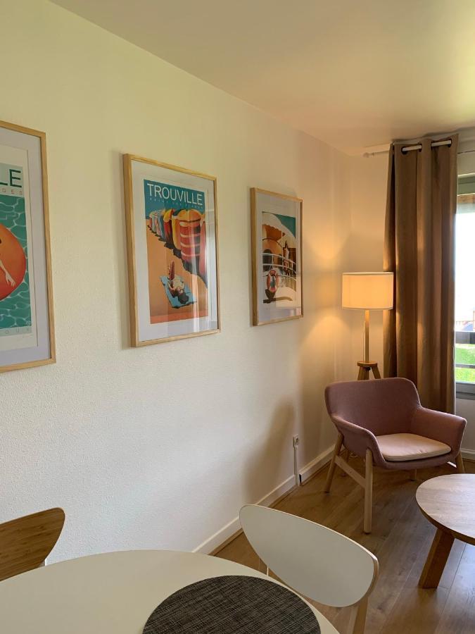 L'Appartement Vue Mer De La Villa Des Rosiers - Trouville Sur Mer ภายนอก รูปภาพ