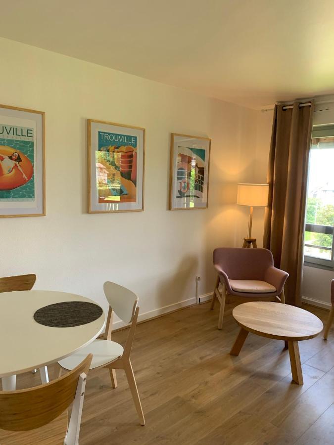 L'Appartement Vue Mer De La Villa Des Rosiers - Trouville Sur Mer ภายนอก รูปภาพ