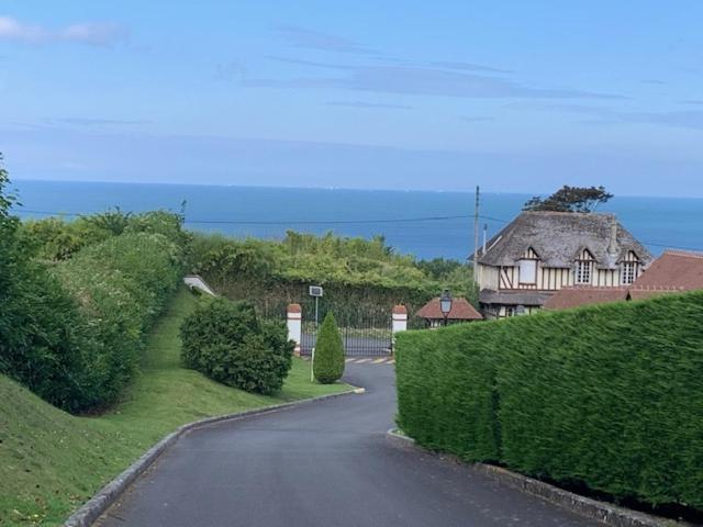 L'Appartement Vue Mer De La Villa Des Rosiers - Trouville Sur Mer ภายนอก รูปภาพ