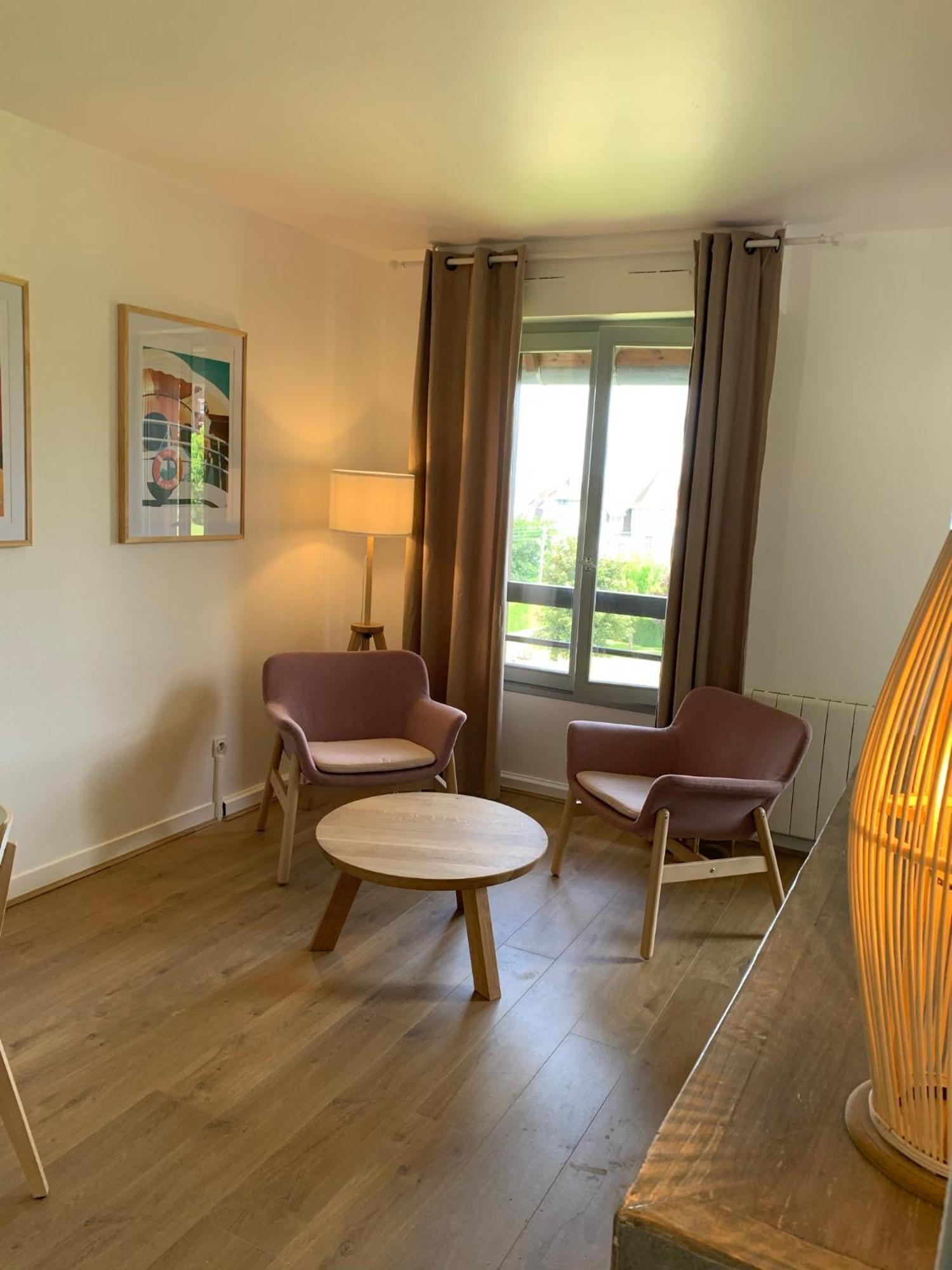 L'Appartement Vue Mer De La Villa Des Rosiers - Trouville Sur Mer ภายนอก รูปภาพ